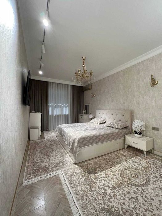 Квартира продается 3/5/6 /// 175м2 новостройка Ор-р посольство  России