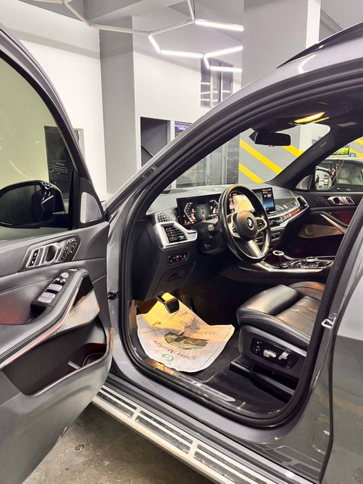 BMW X7  X Drive full 2023 год