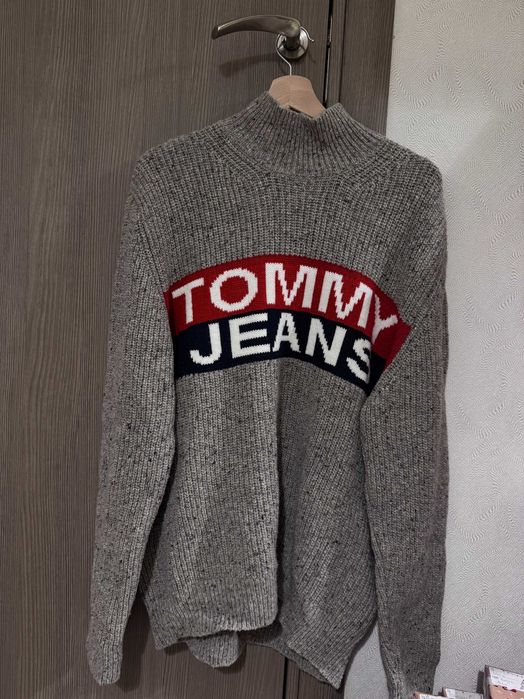 Пуловер Tommy Jeans