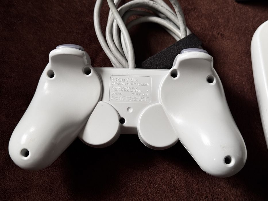 Consola Sony PSOne (Playstation 1 Slim) cu accesorii