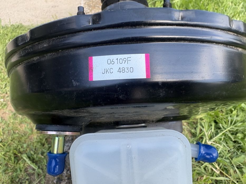 Серво за Toyota Yaris