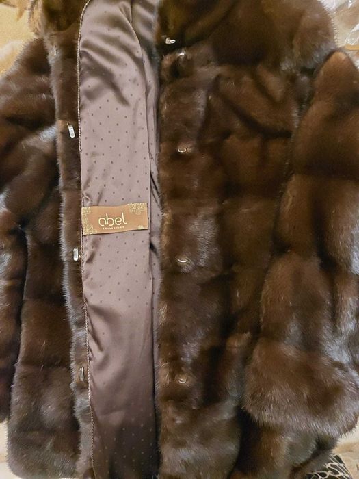 Продаётся норковая шуба