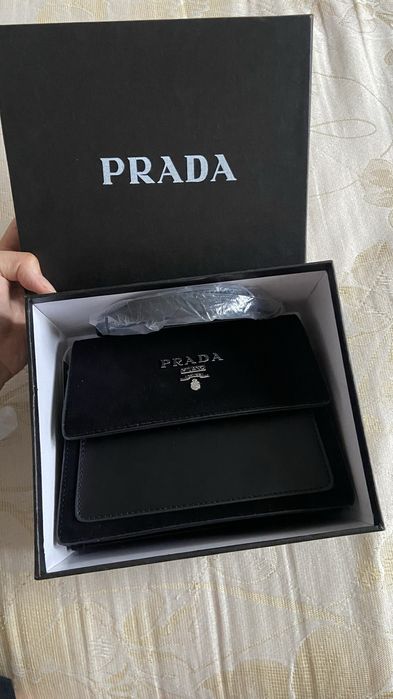 сумка новая с каробкой Прада