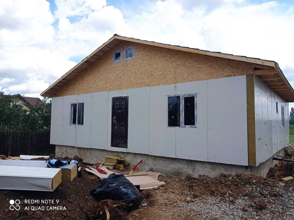 Vand casa modulara 6.2*8.3m izolata din panouri sandwich termoizolante