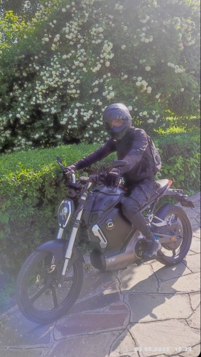 Срочно продам электромотоцикл SUPER SOCO TS