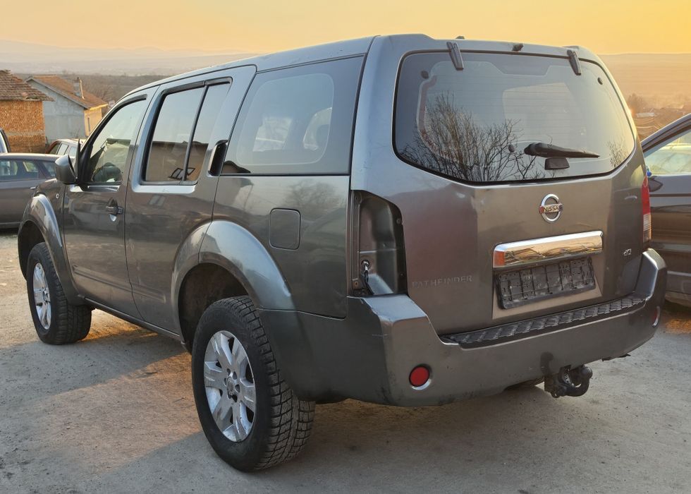Нисан Патфайндер 2.5дци 174кс на части Nissan Pathfinder 2.5DCI 174hp