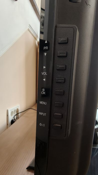 Televizor LG, 81 cm, telecomandă originală, perfect funcțional