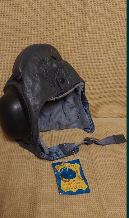 Casca piele aviație RSR casca parașutist tip 1 și masca de gaze md 85