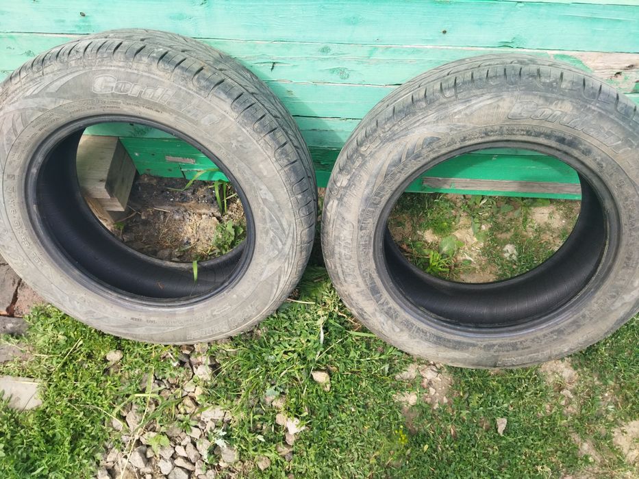 Продам две покрышки для авто.