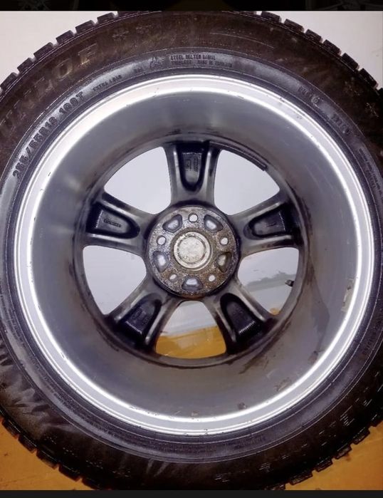 Зимние шипованные