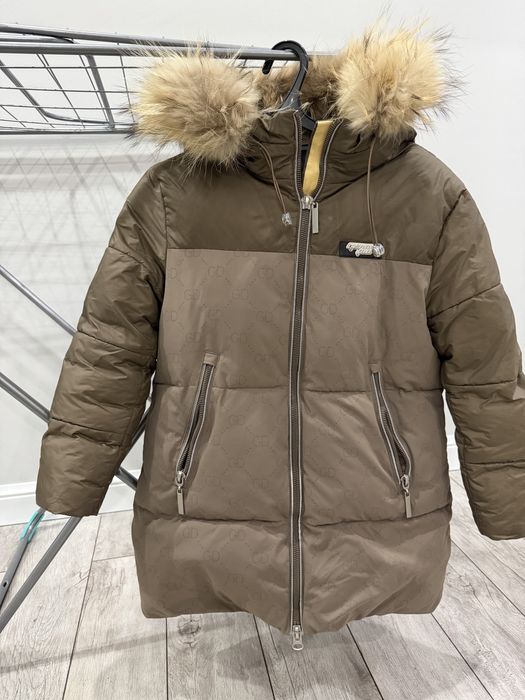 Продам детскую куртку на девочку в хорошем состоянии