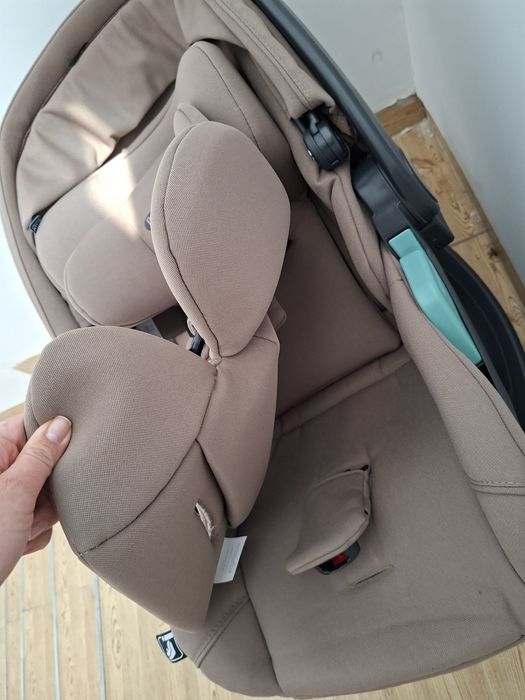 Столче за кола с isofix