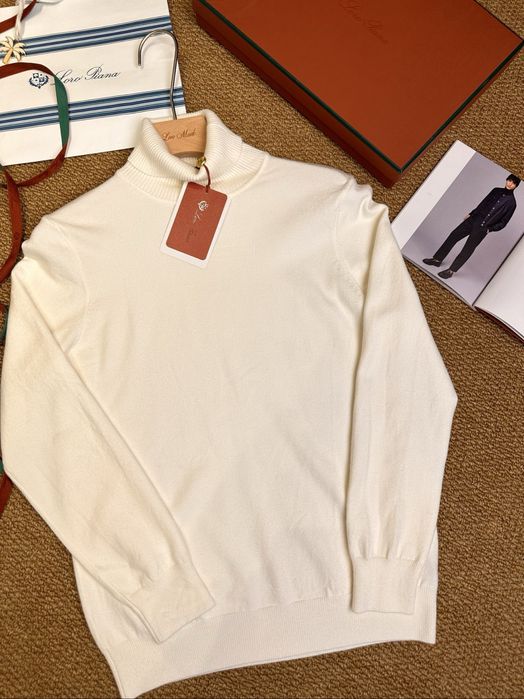 Pulover L0R0 PIANA Calitate Premium