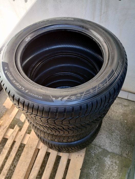 Cauciucuri de iarnă 235 55 R17 ( an 2020) indice 103 V pt dube
