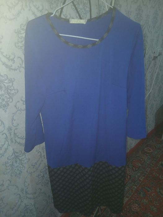 Платье Б/У по 1000