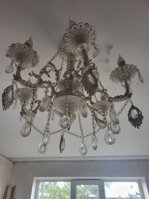 Продам люстру 7тыс