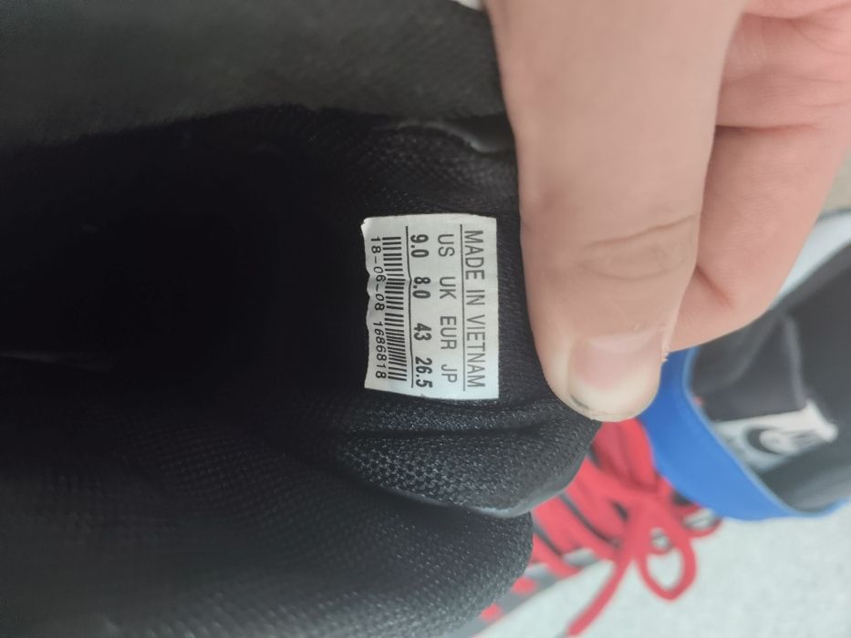 Красовки  найк продаются