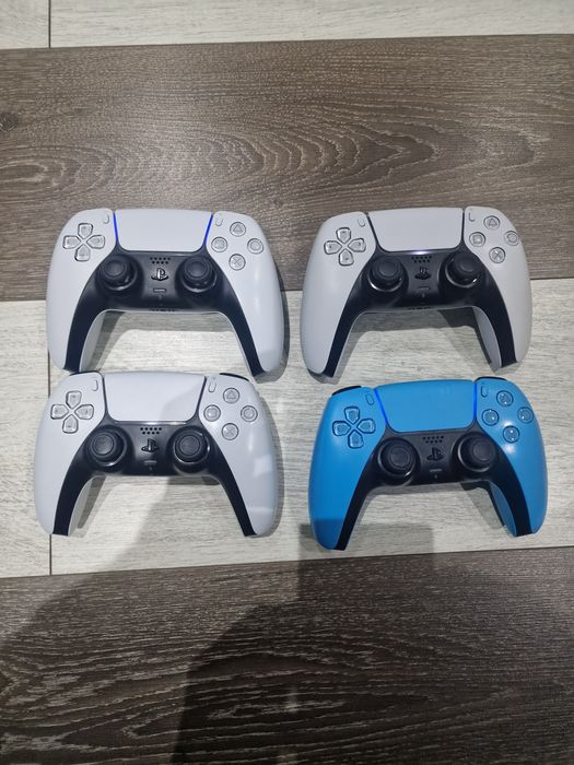 Vand 4 controllere dualsense pentru playstation 5 perfect functionale