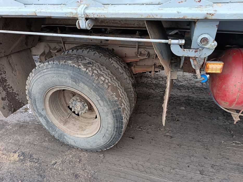 Продам зил 130 с прицепом