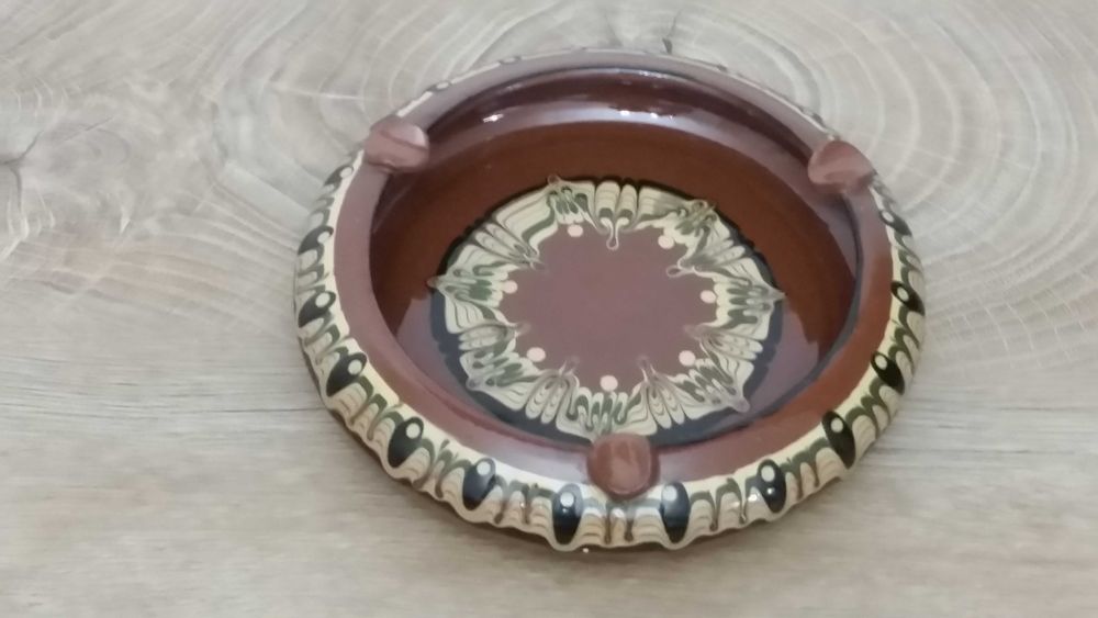 Глинен  пепелник