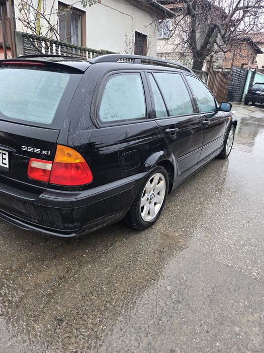 Продавам BMW 325xi