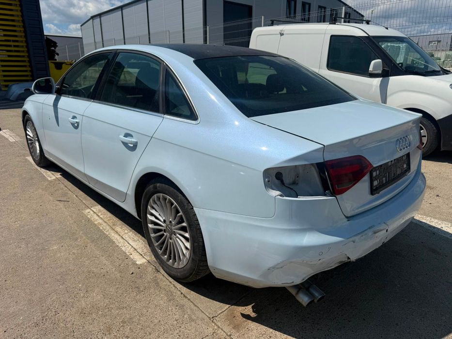 Dezmembrez Aud a4 b8 2009 alb 2.0 tdi CAGA, cutie automata LLA volan stanga