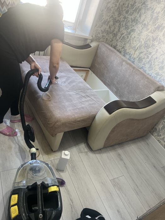 Продается комплект мягкой мебели