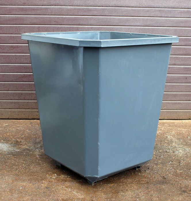 Мусорные контейнеры