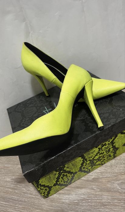 Pantofi Stiletto Zara