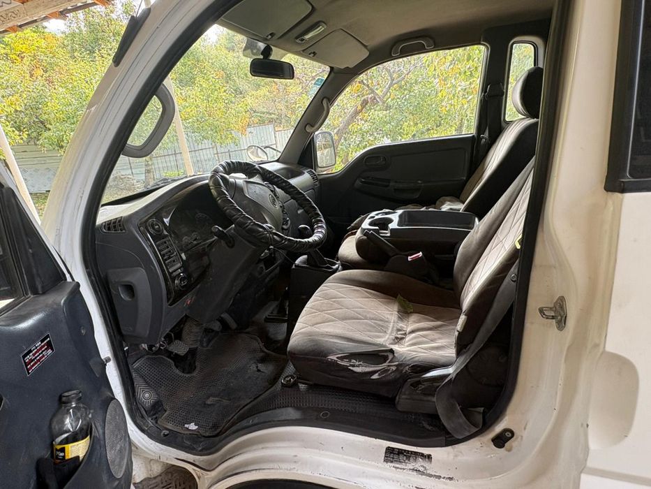 Киа бонго3  4x4  2010