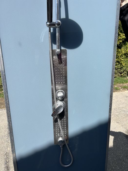 Cabina de dus - stare excelenta