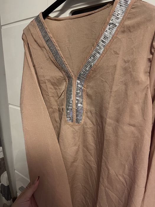 Bluza cu detalii argintii
