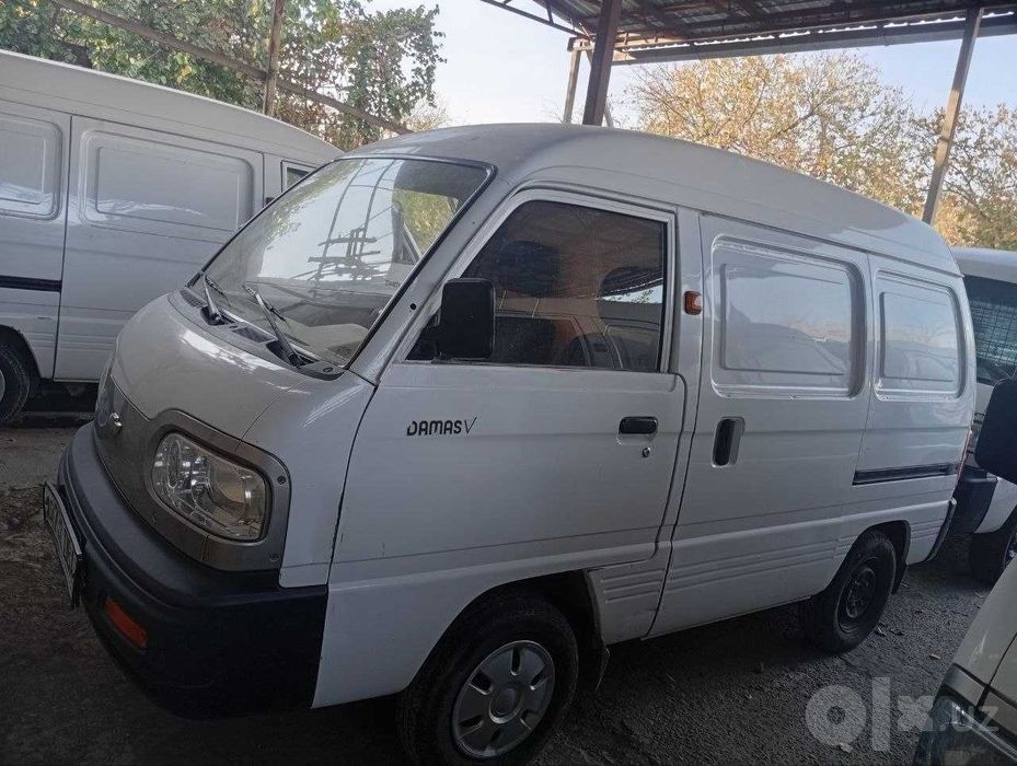 2 та DAMAS VAN  сотилади.