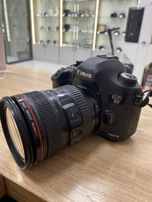 Canon eos 5D mark iii +usm 24-105 (p25)