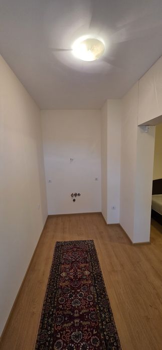 Къща с дворно място