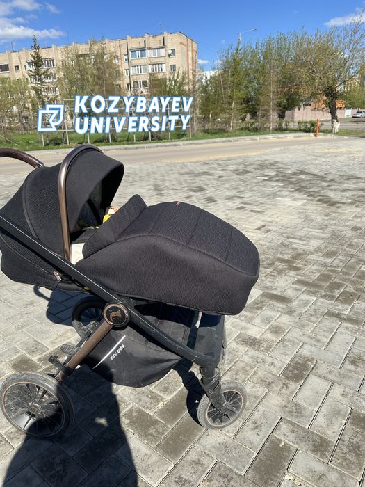 Продам коляску 3-в-1 Inning Baby