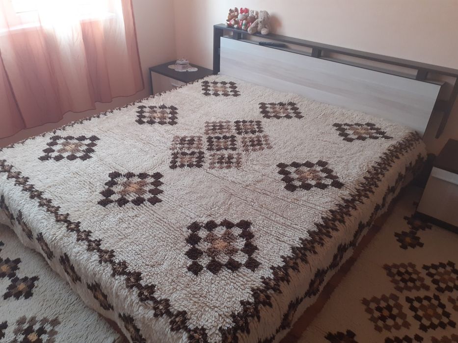 Продавам комплект за спалня
