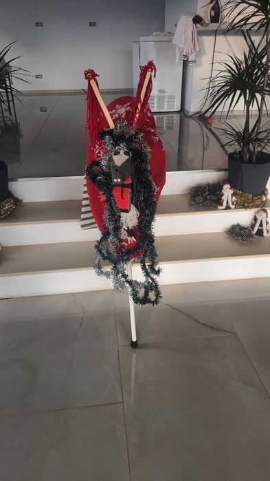 Vând capră de anul nou