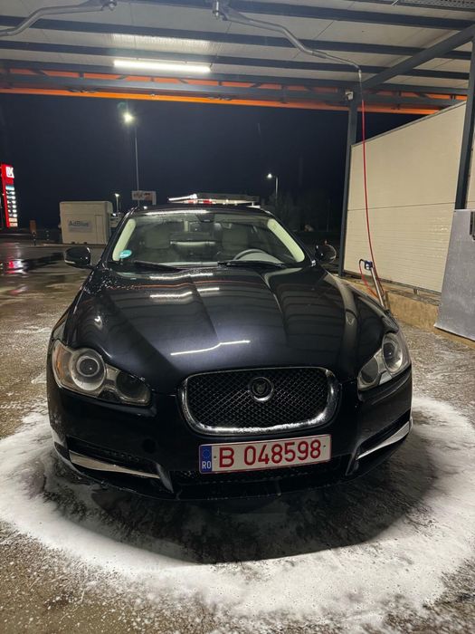 Vand Jaguar XF 2.7