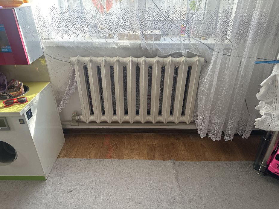 Продам чугунные  батерей радиаторы отопление