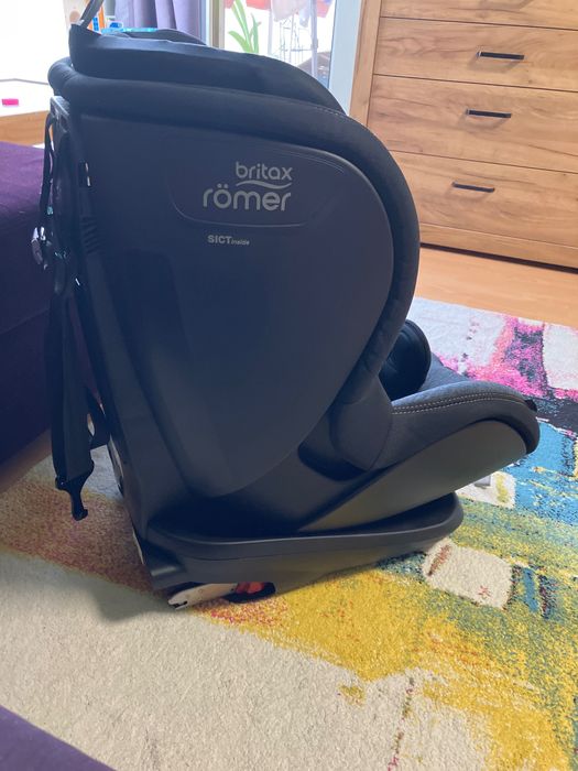 Детски стол за кола 9-22кг Britax Römer Trifix2 i-size 12м-4г. НАМАЛЕН