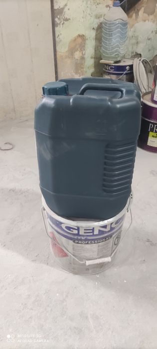 Plasmasa bochka kanistr