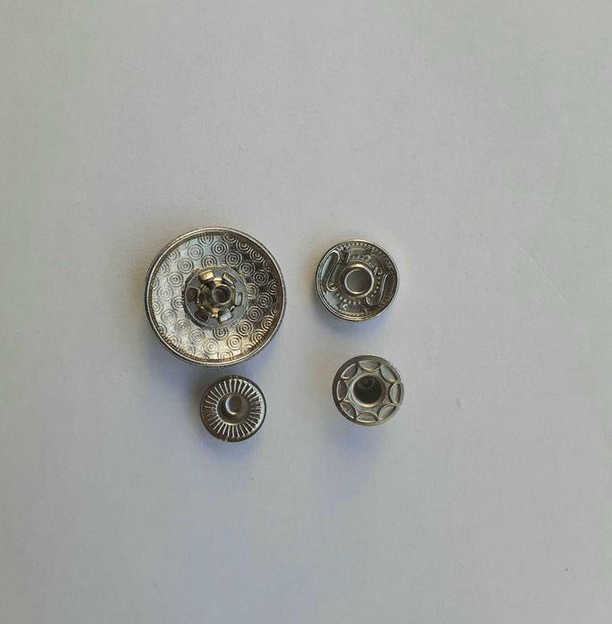 Тик так метални копчета