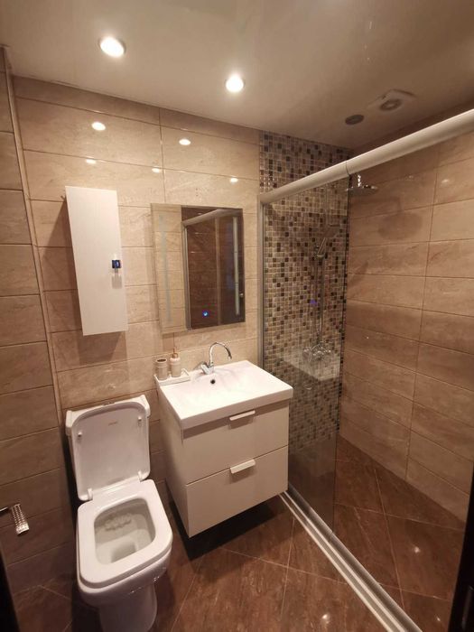 Дава се под наем Тристаен апартамент в Шумен, Басейна - 80 кв.м за 612 € - Снимка #3