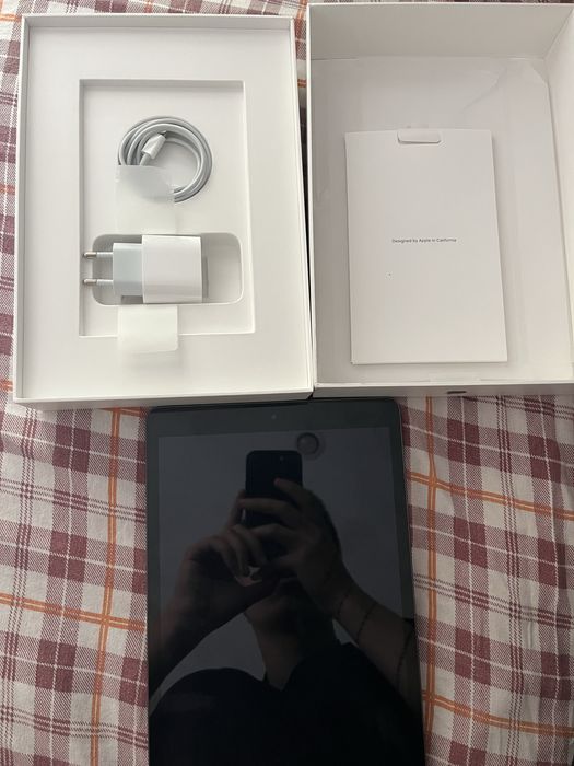 Новый, iPad 9th 64gb wifi 2024год