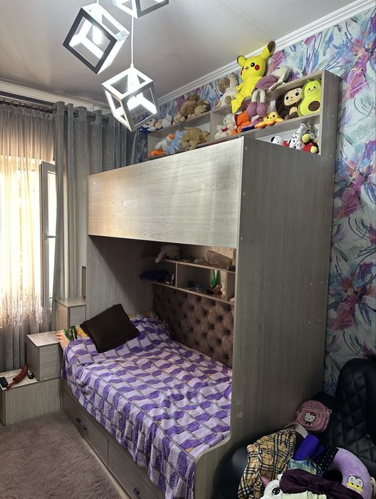 Кровать двухяростная