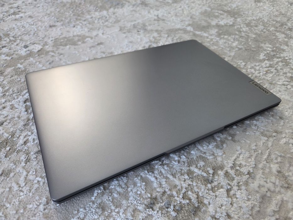 Ноутбук (ультрабук) Lenovo