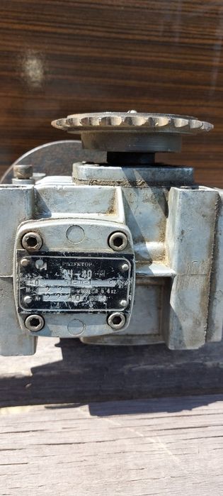 Редуктор понижающий2ч-40