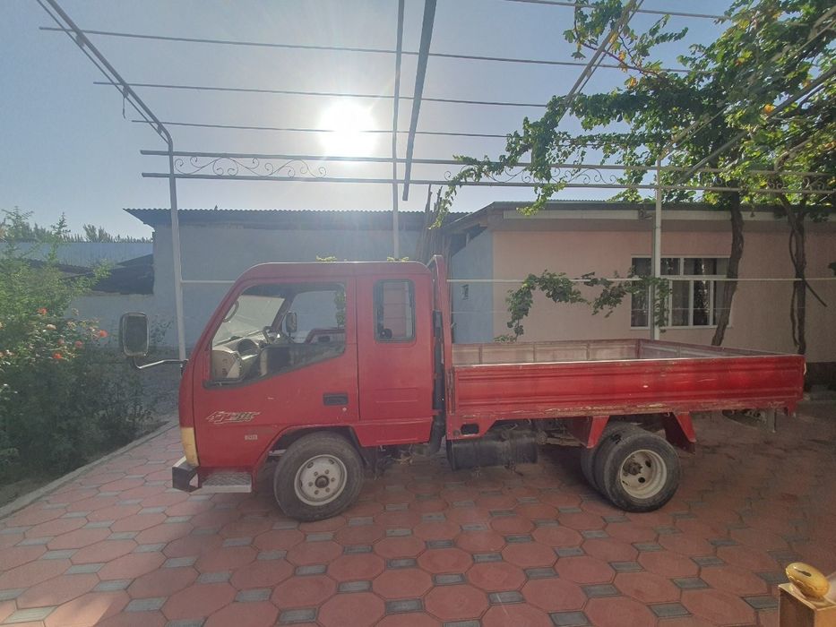 JBC yuk mashinasi sotiladi, 2008-yil, yaxshi holatda