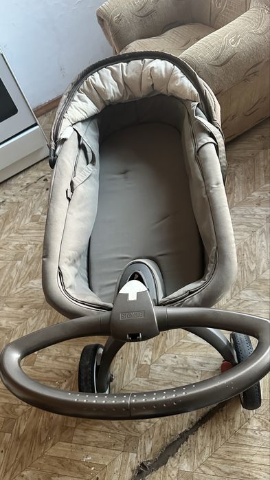 Продам коляску Stokke